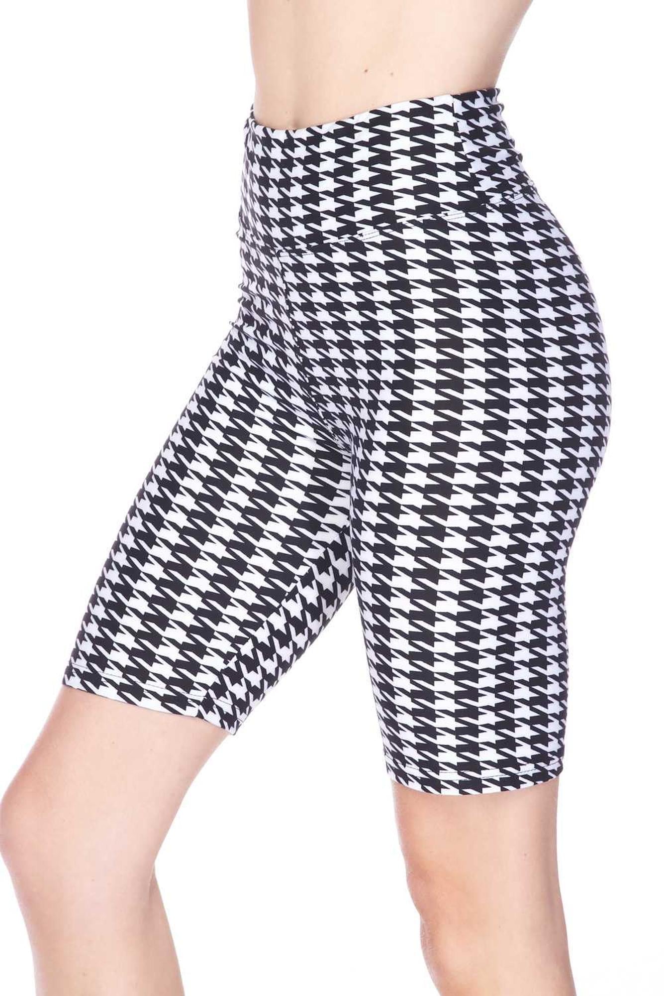 Buttery Soft Houndstooth Plus Size Biker Shorts - 3 Inch Waist Band (One Size Plus,White)