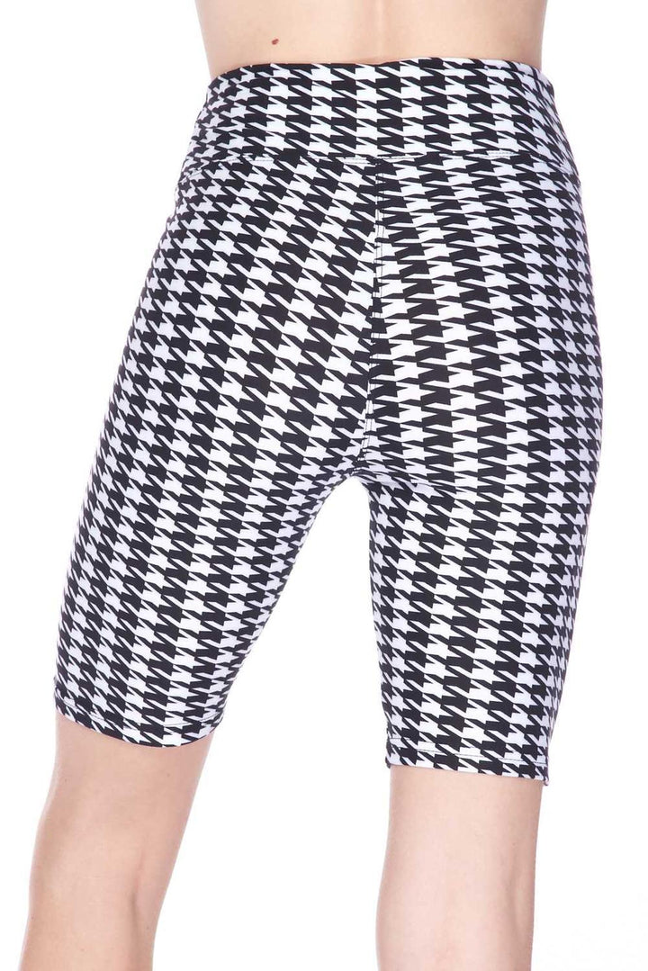 Buttery Soft Houndstooth Plus Size Biker Shorts - 3 Inch Waist Band (One Size Plus,White)