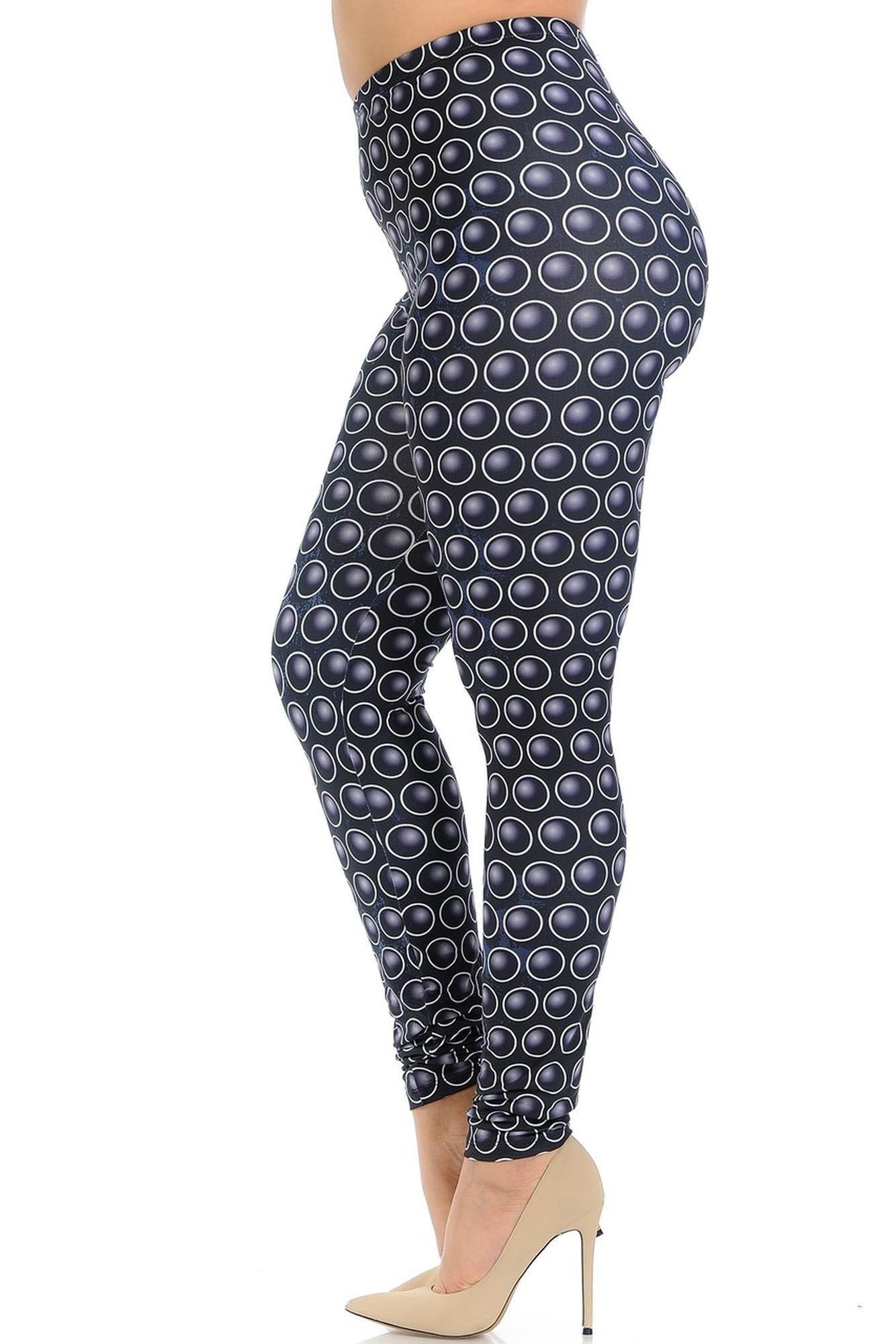 Plus Size - Creamy Soft Women's Laser Print Skin Smoothing Fashion Print Leggings - 3D Polka Dot