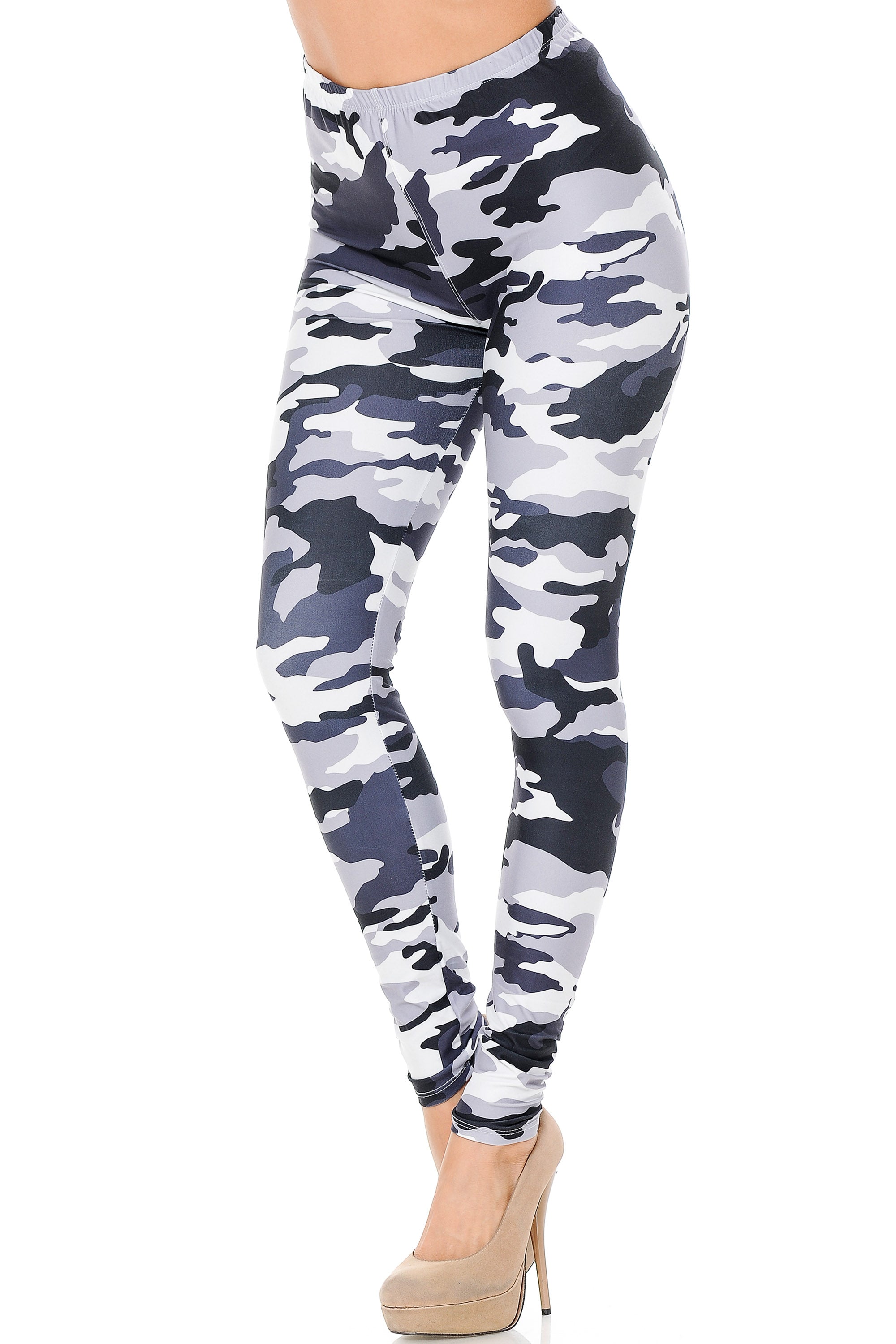 Plus Size - Creamy Soft Women's Laser Print Skin Smoothing Fashion Print Leggings - Black and White Camouflage