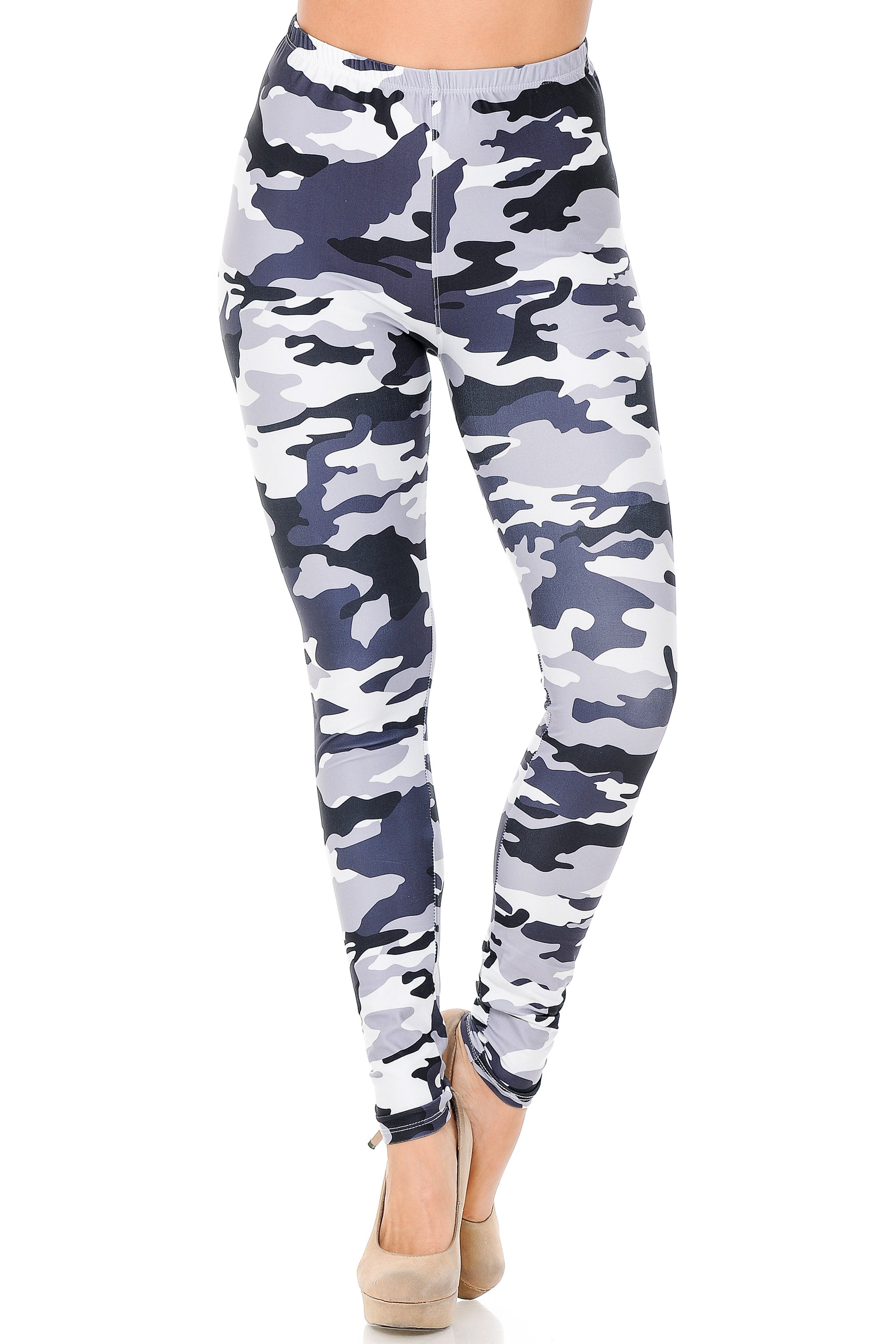 Plus Size - Creamy Soft Women's Laser Print Skin Smoothing Fashion Print Leggings - Black and White Camouflage
