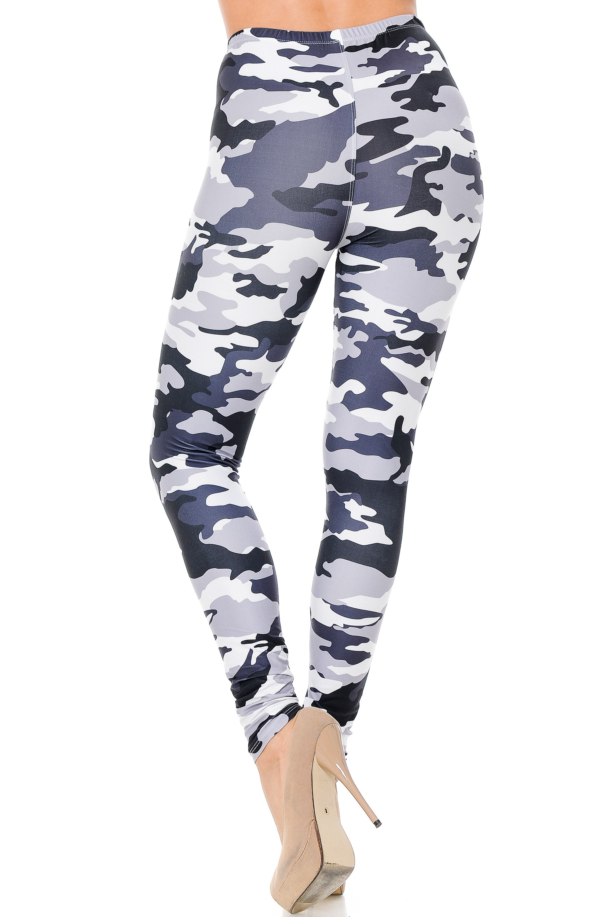 Plus Size - Creamy Soft Women's Laser Print Skin Smoothing Fashion Print Leggings - Black and White Camouflage