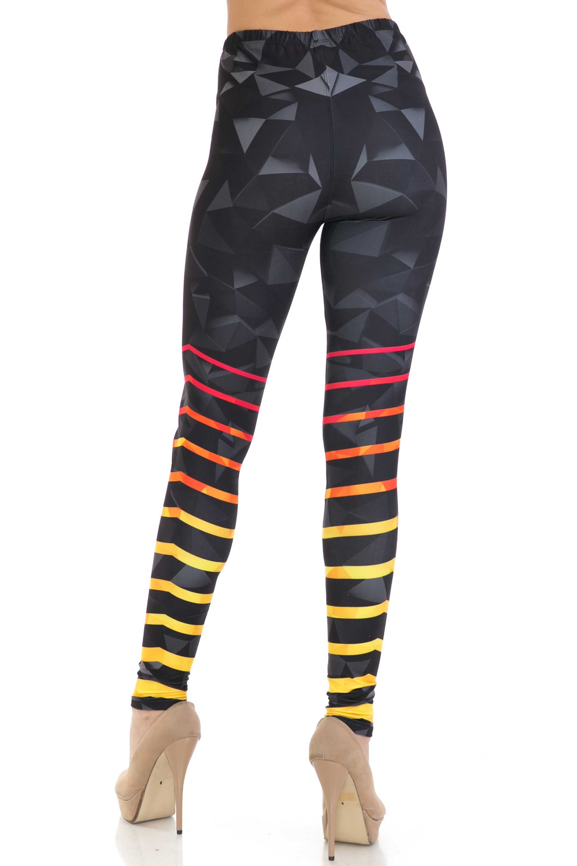 Plus Size - Creamy Soft Women's Laser Print Skin Smoothing Fashion Print Leggings - 3D Harmonic Angles