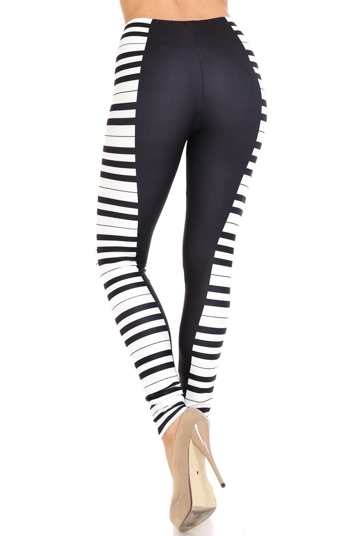 Plus Size - Creamy Soft Women's Laser Print Skin Smoothing Fashion Print Leggings - Keys of The Piano