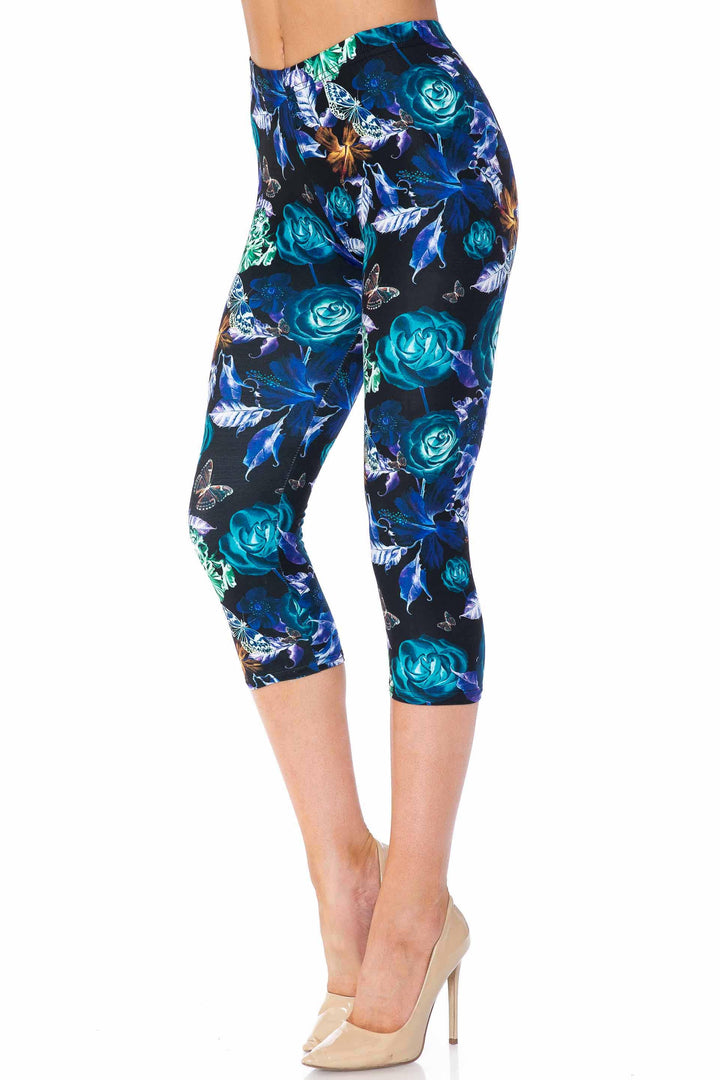 Creamy Soft Electric Blue Floral Butterfly Capris - USA Fashionâ„¢ (One Size Regular,Blue)