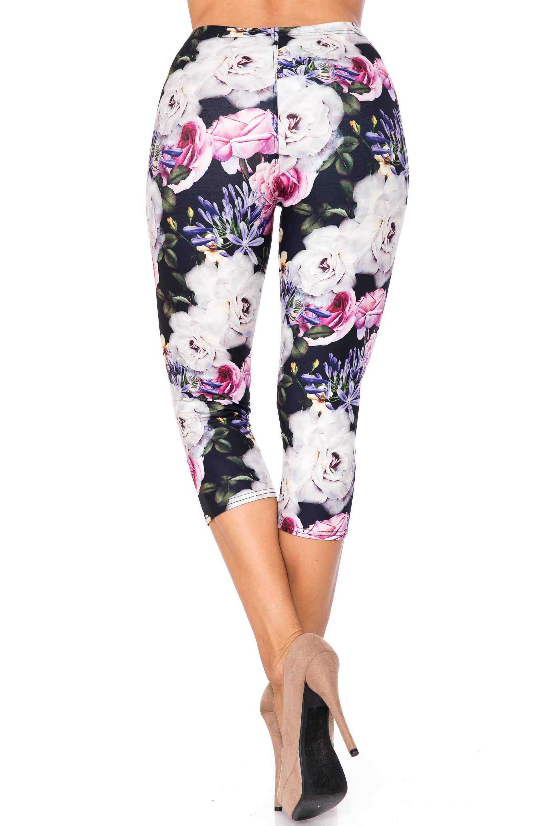Creamy Soft Floral Garden Bouquet Capris - USA Fashionâ„¢ (One Size Regular,White)