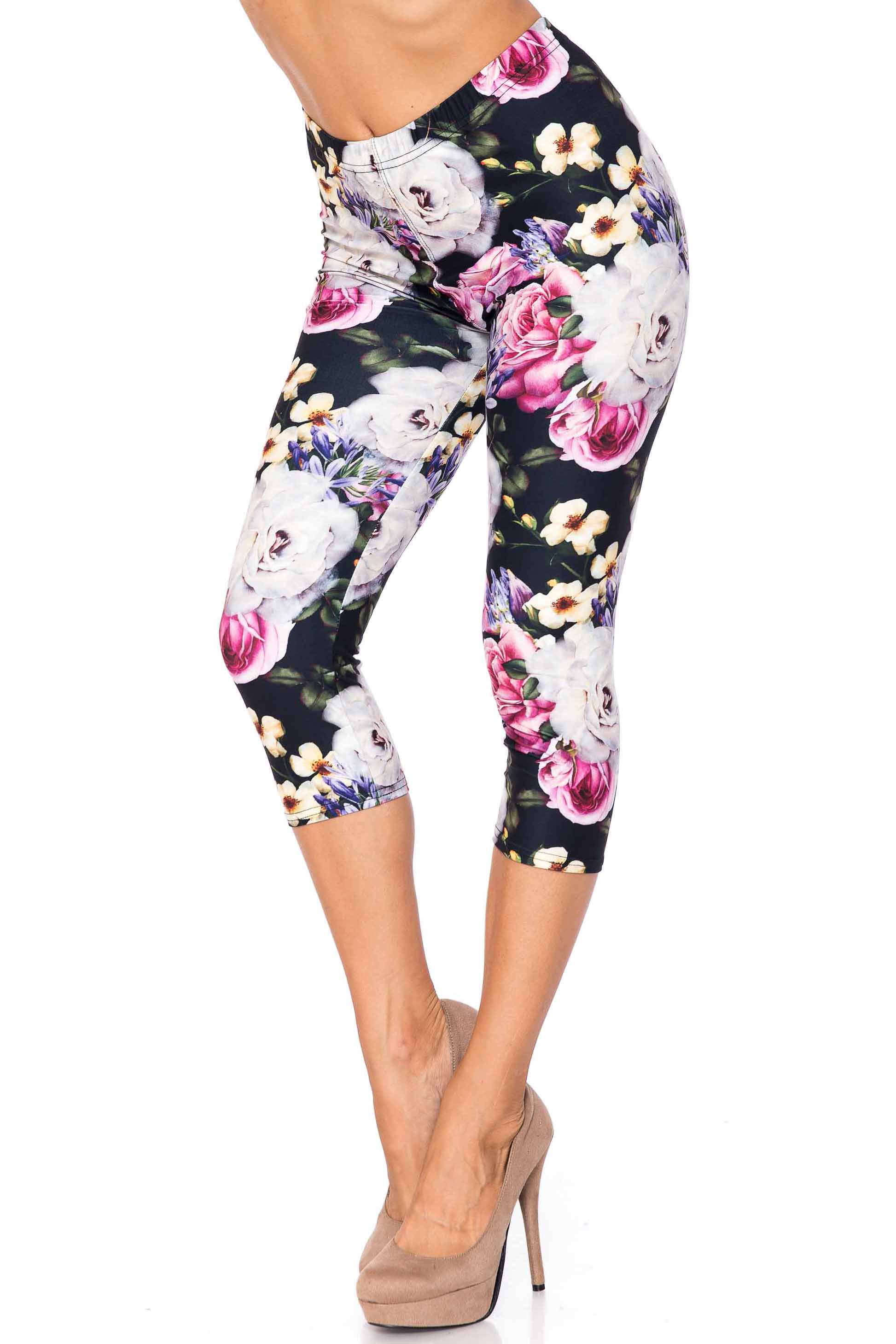 Creamy Soft Floral Garden Bouquet Capris - USA Fashionâ„¢ (One Size Regular,White)