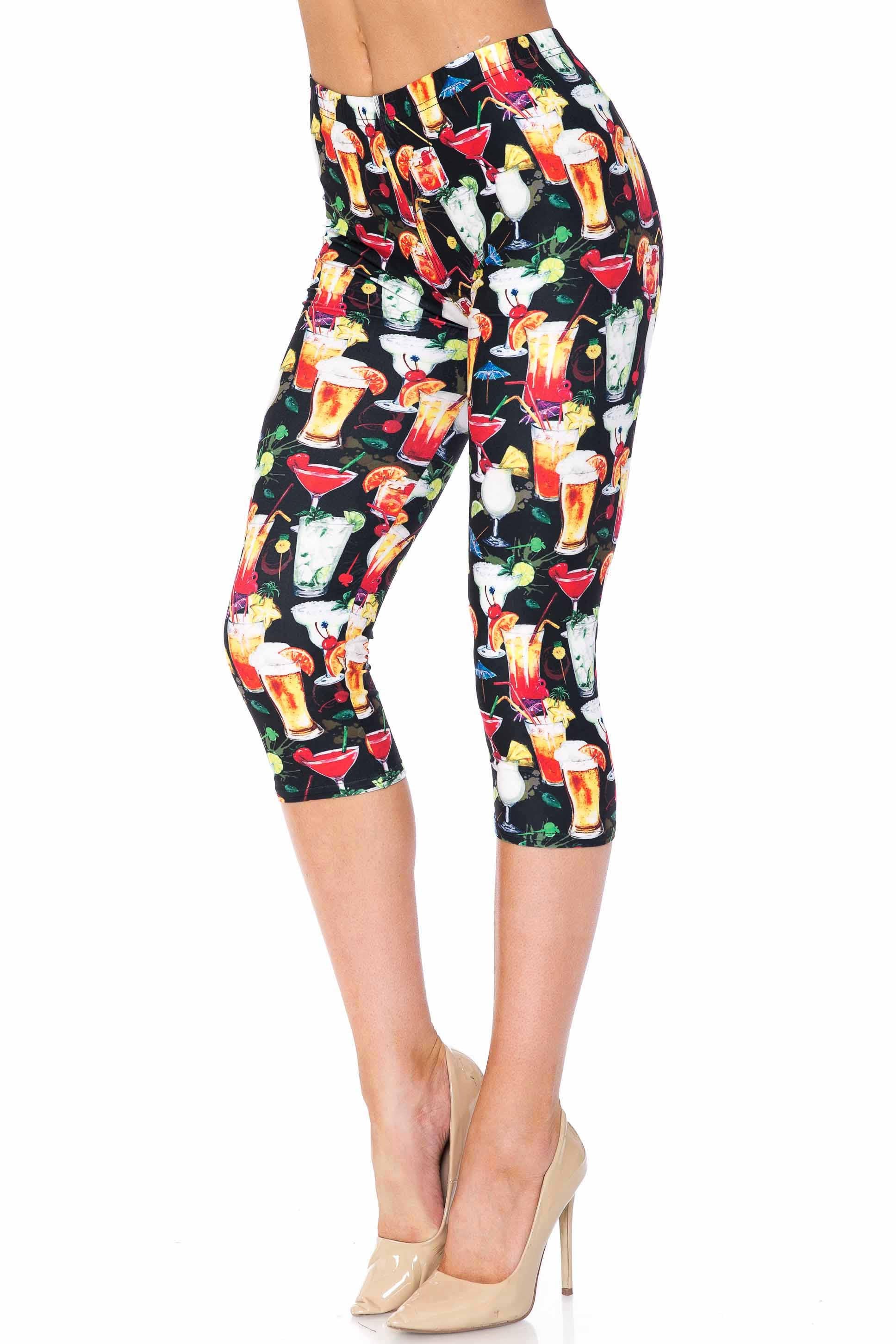 Creamy Soft Tropical Cocktails Capris - USA Fashionâ„¢ (One Size Regular,Black)