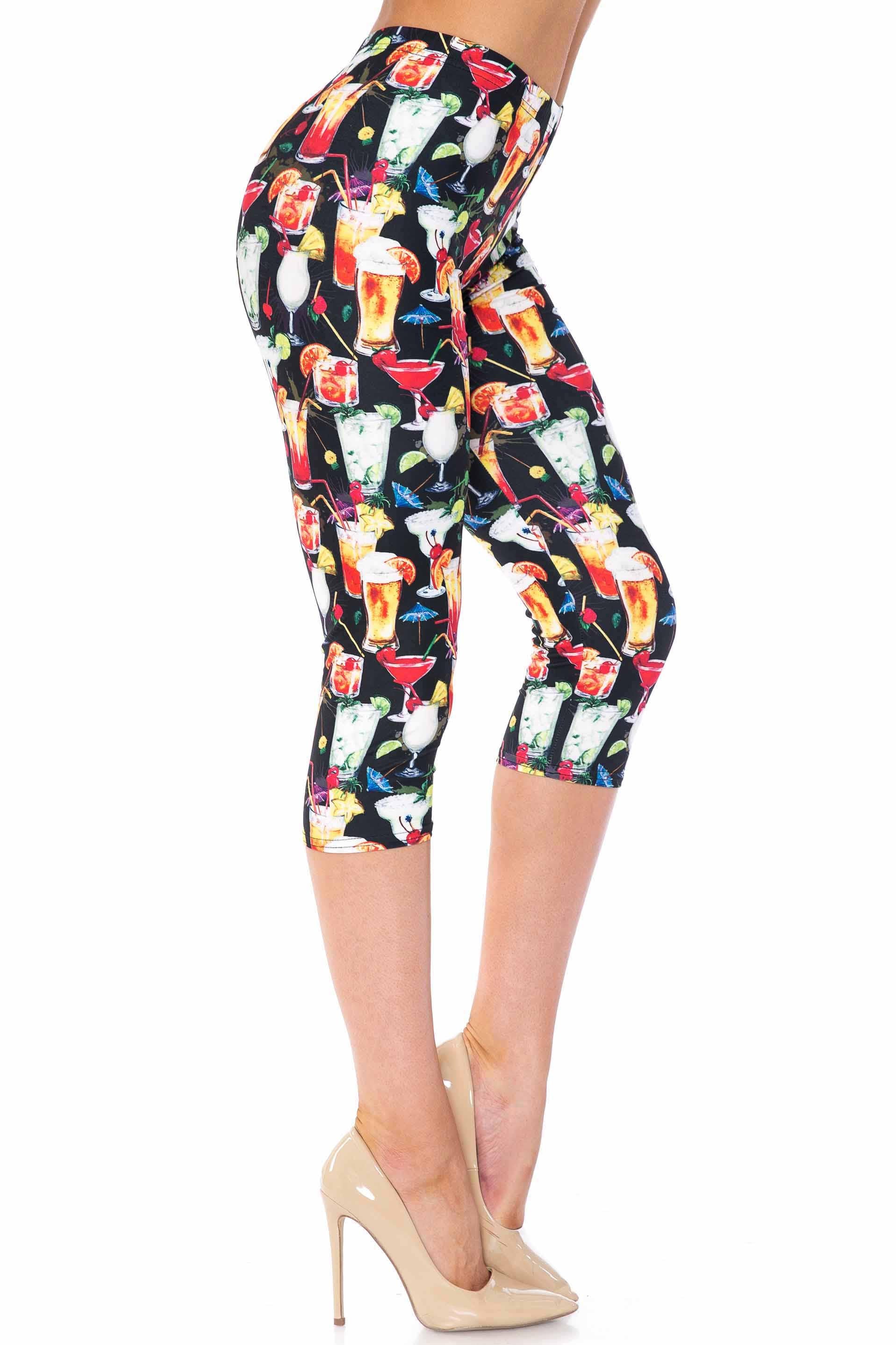 Creamy Soft Tropical Cocktails Capris - USA Fashionâ„¢ (One Size Regular,Black)