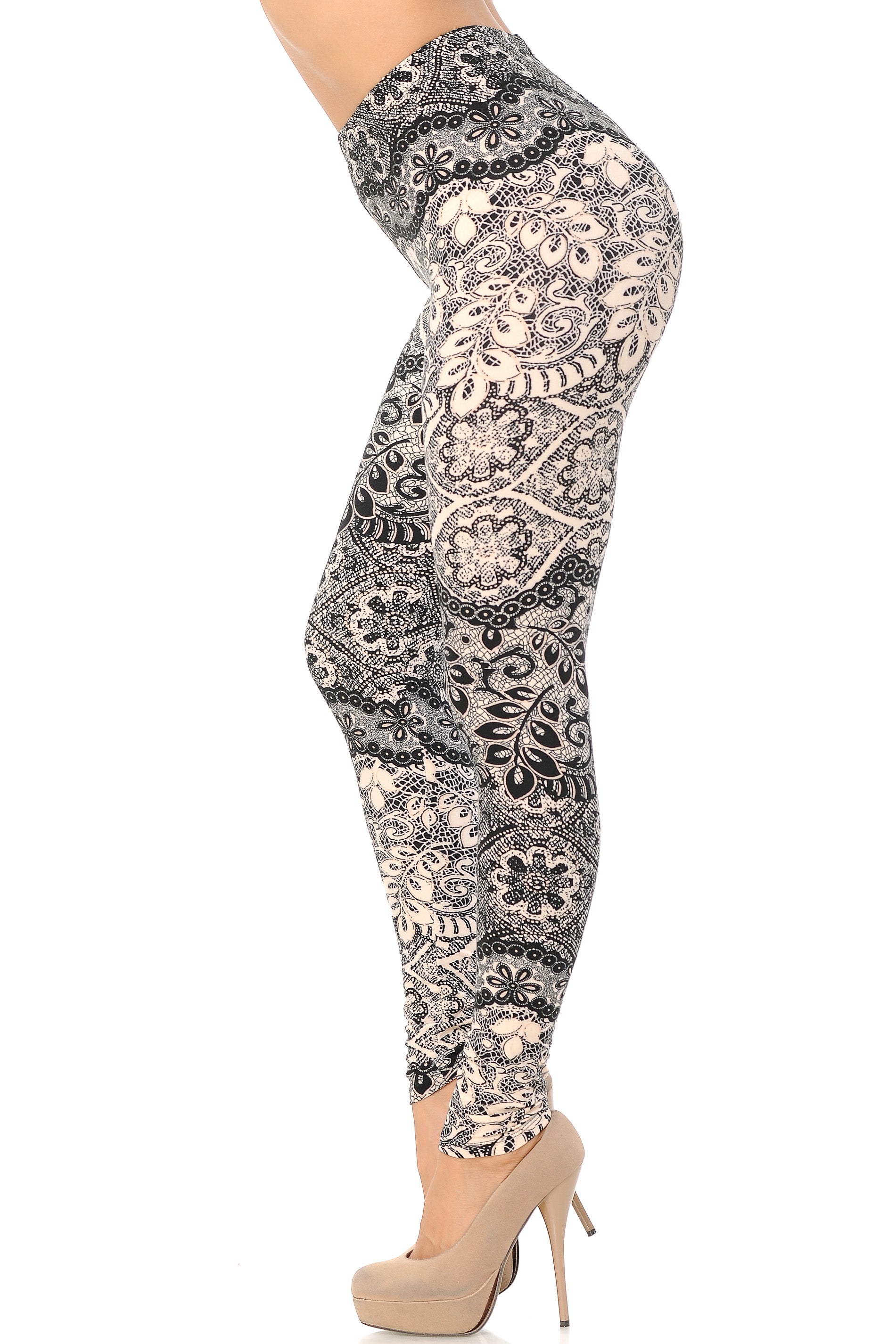 Buttery Soft Cream Leaf Leggings (One Size Regular,Beige)