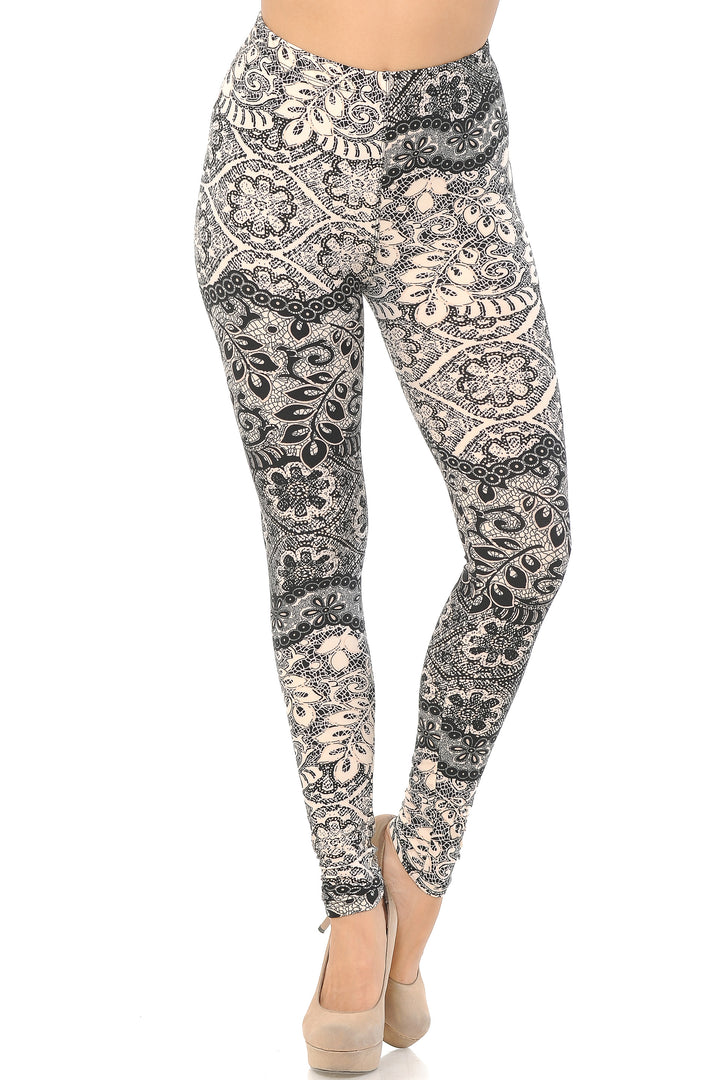 Buttery Soft Cream Leaf Leggings (One Size Regular,Beige)