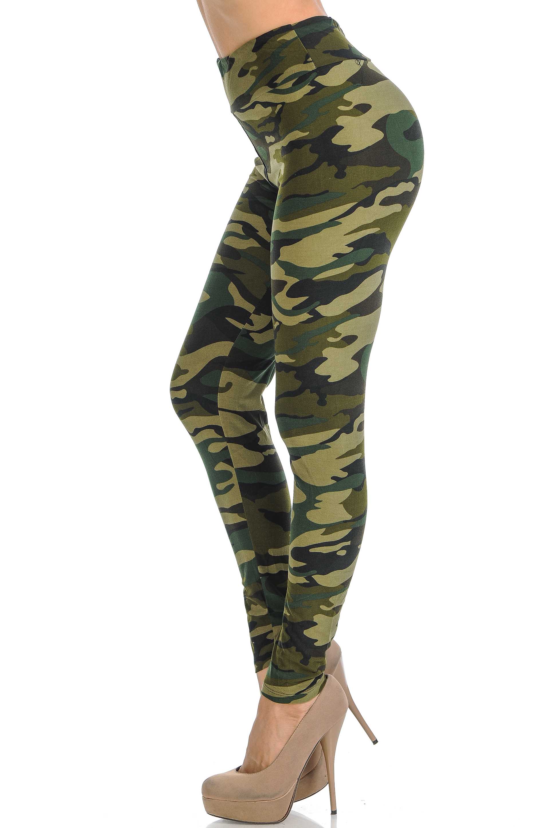 Buttery Soft Green Camouflage High Waisted Leggings - EEVEE (One Size Regular,Green)