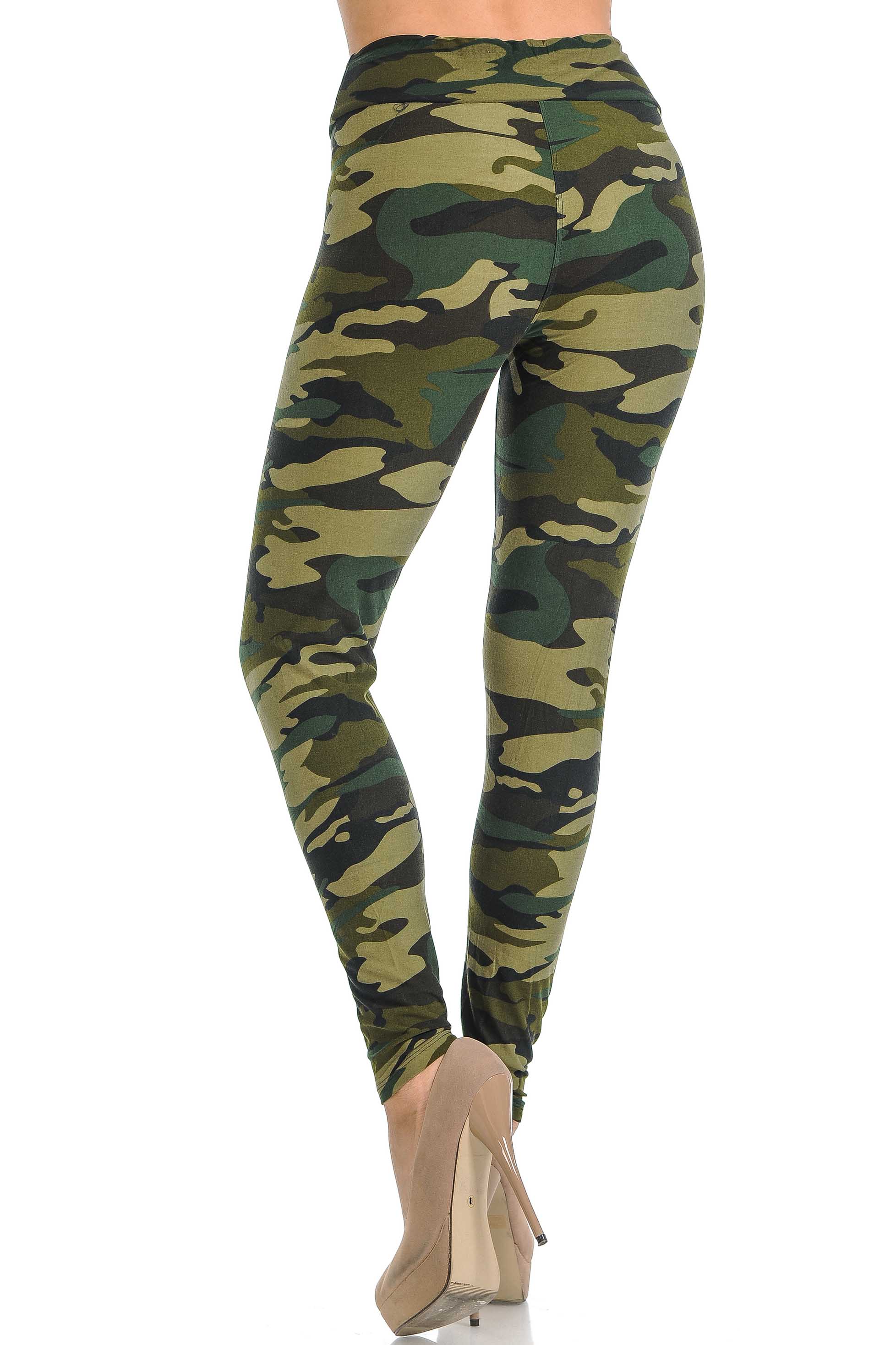 Buttery Soft Green Camouflage High Waisted Leggings - EEVEE (One Size Regular,Green)