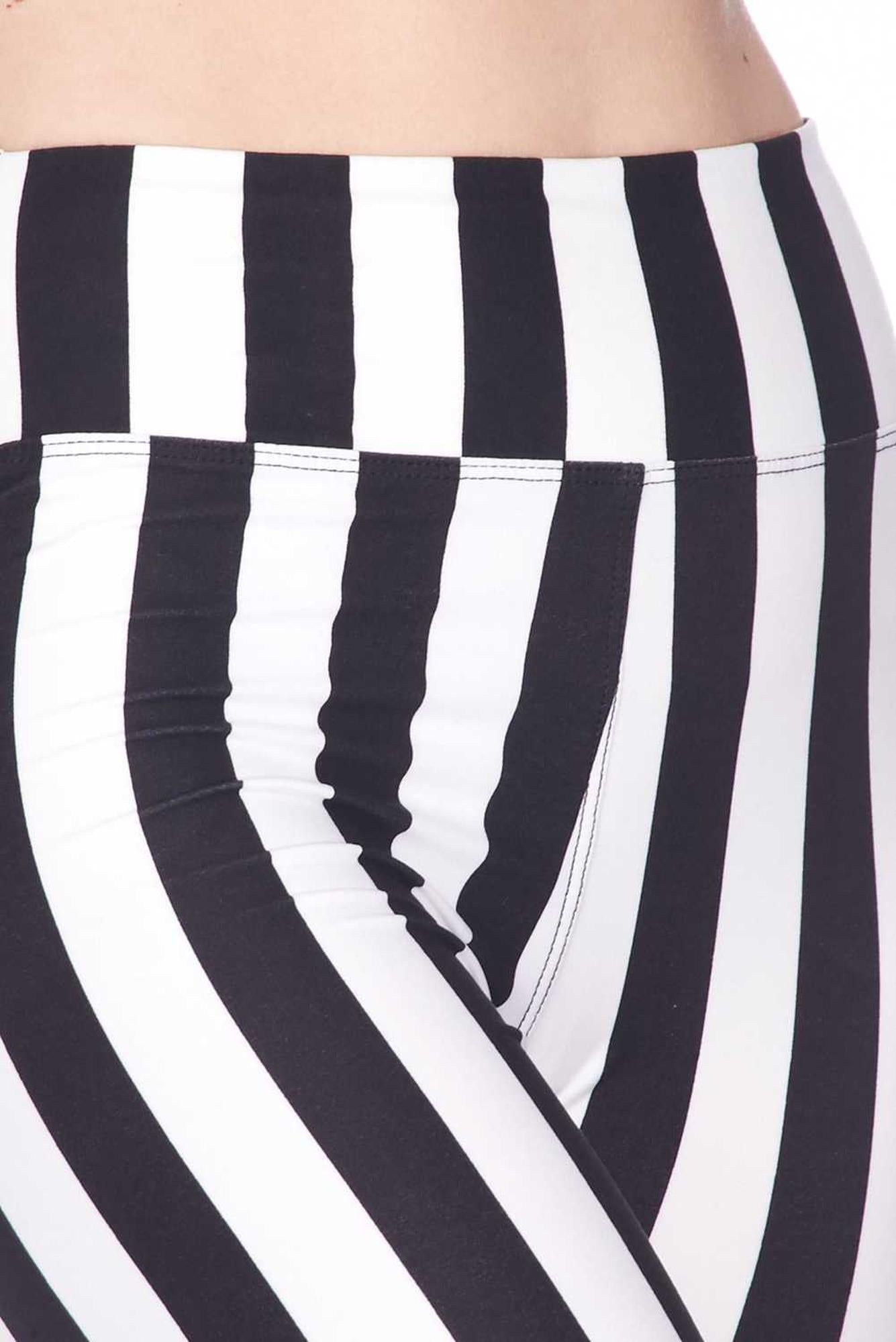 Buttery Soft Vertical Wide Stripe Biker Shorts - 3 Inch Waist Band (One Size Regular,Black)