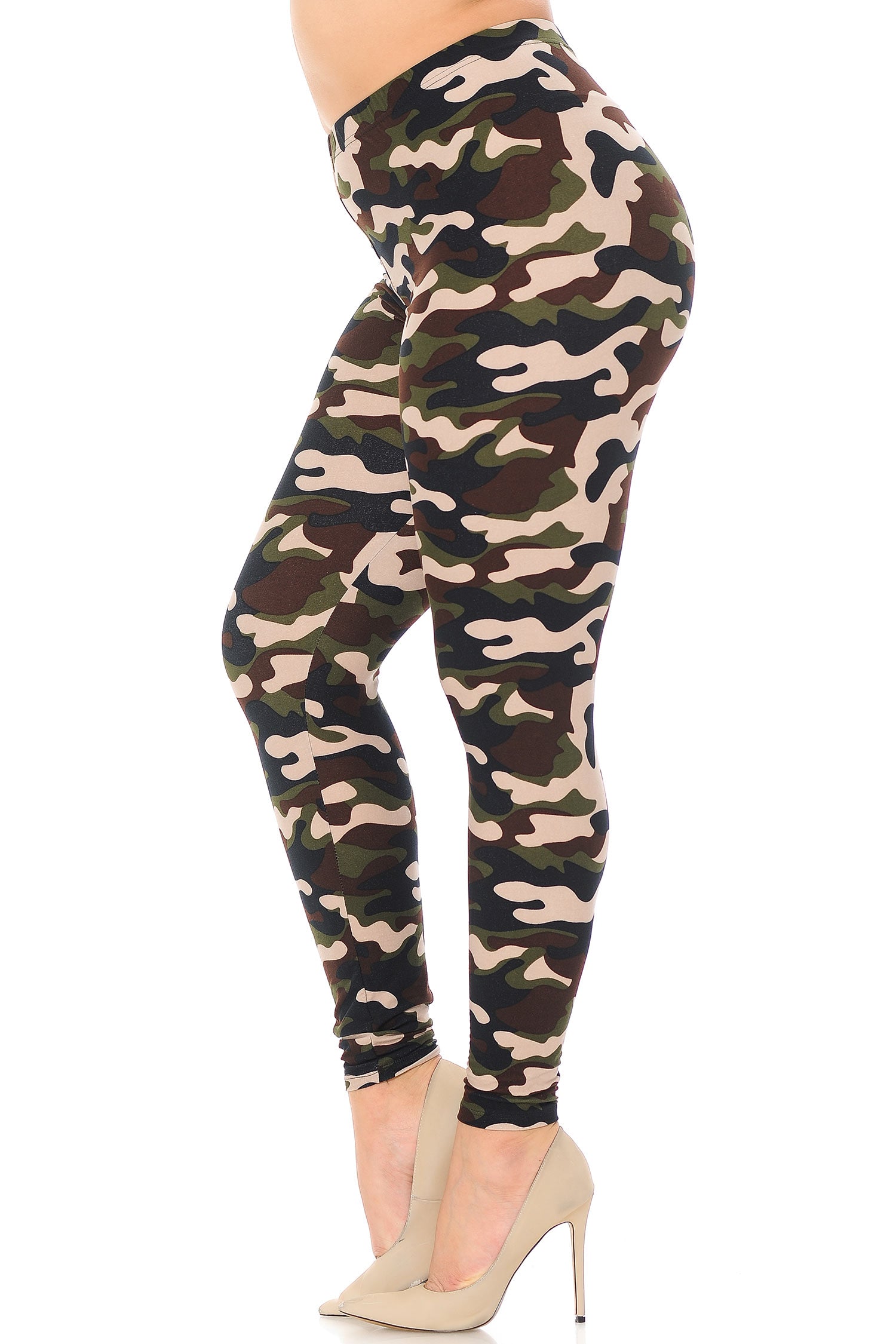 Buttery Soft Flirty Camouflage Plus Size Leggings (One Size Plus,Olive)