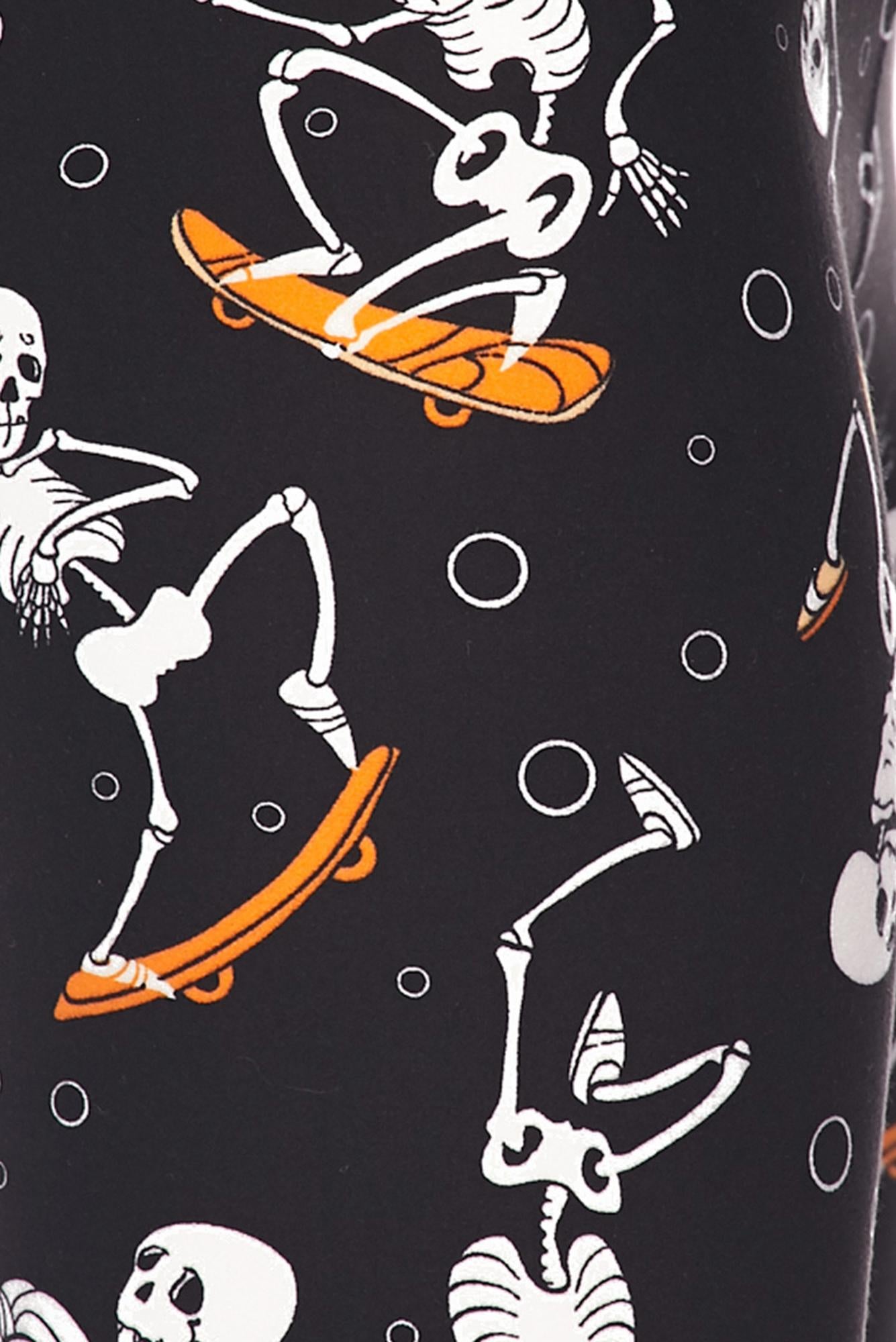 Buttery Soft Skateboarding Skeletons Plus Size Leggings (One Size Plus,Black)