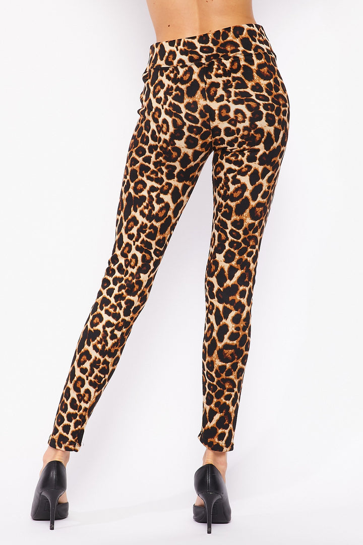 Buttery Smooth Bold and Beautiful High Waist Leopard Plus Size Leggings - 3 Inch Waist (One Size Plus,Brown)